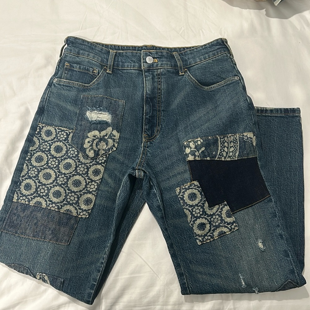 Pilcro jeans “the borrowed” with patches